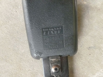 1998 Ford Expedition XLT - 2nd Row Rear Seat Belt Receiver Right4